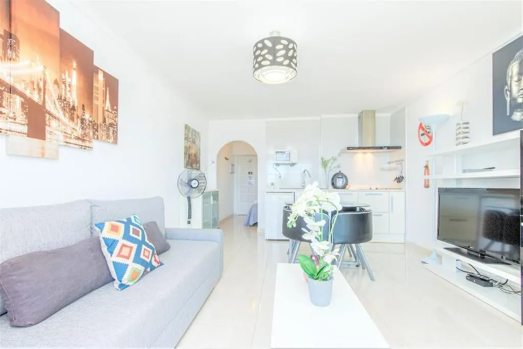 شقة Kar15-Beach Front, See Views, Wifi, Dowtown إمبوريابرافا إسبانيا