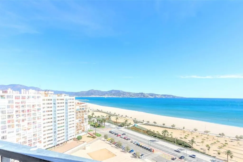 شقة Kar15-Beach Front, See Views, Wifi, Dowtown إمبوريابرافا