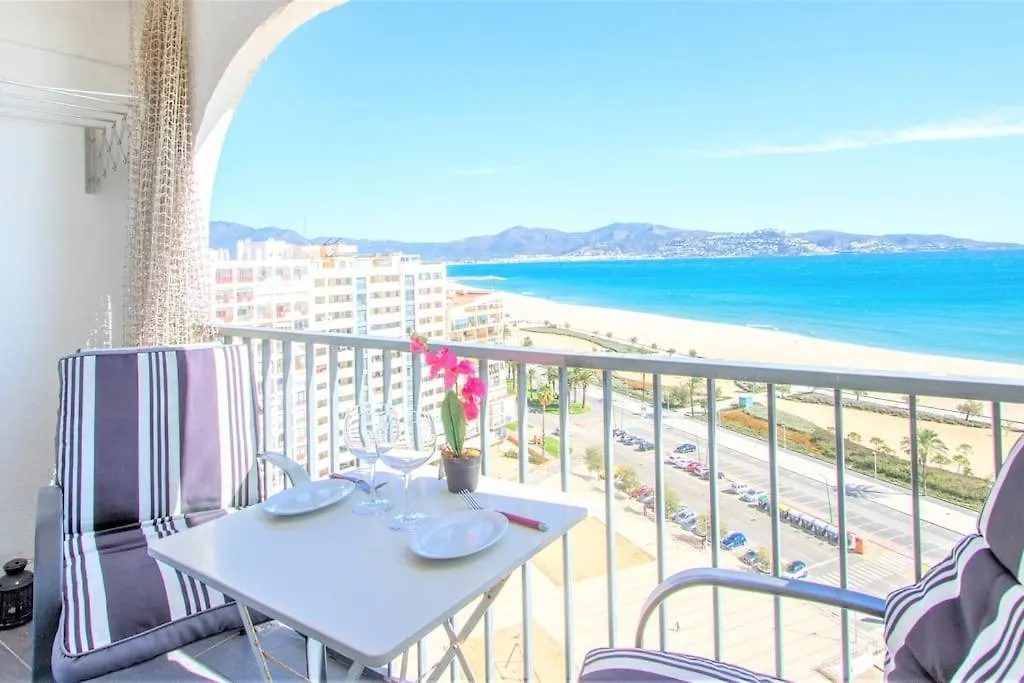 شقة Kar15-Beach Front, See Views, Wifi, Dowtown إمبوريابرافا
